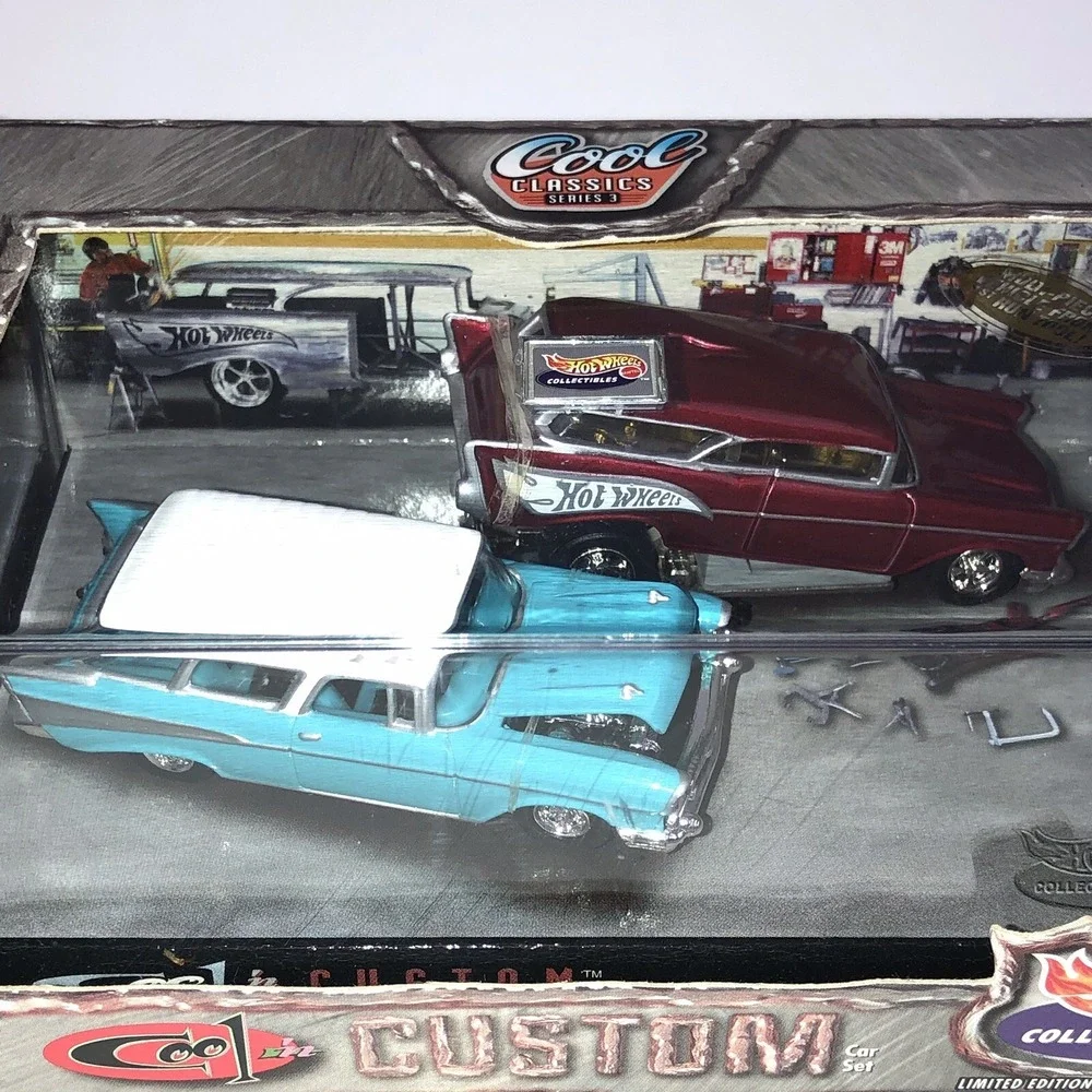 Hot Wheels Cool n Custom Cool Classics Series 3 57 1957 Chevy Nomad Diecast 1/64